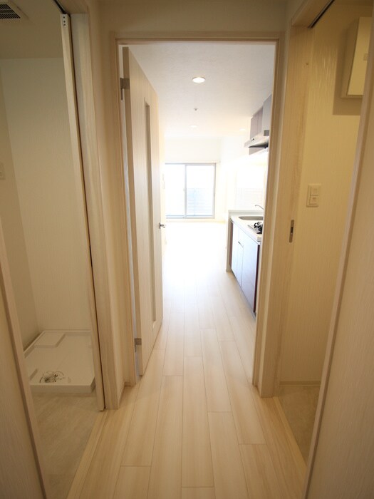 物件内観写真19　(廊下)