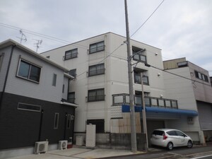 三幸ハイツ外観写真