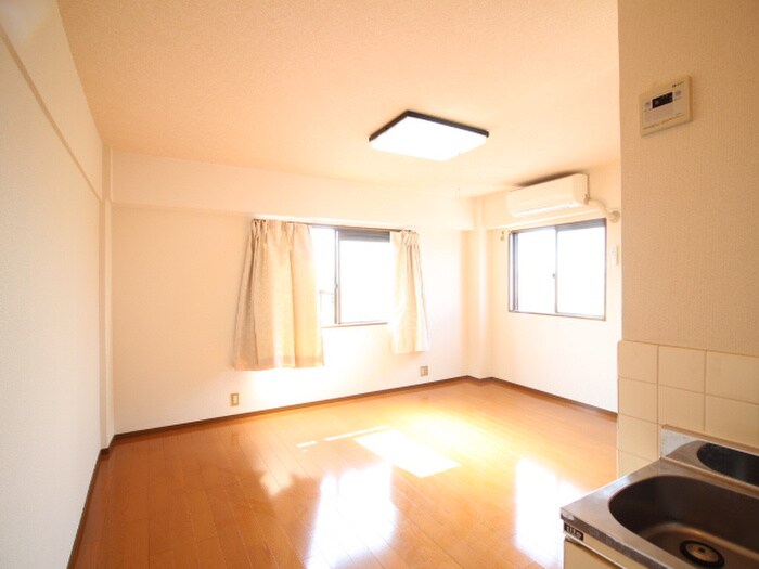 物件内観写真10　(居室)