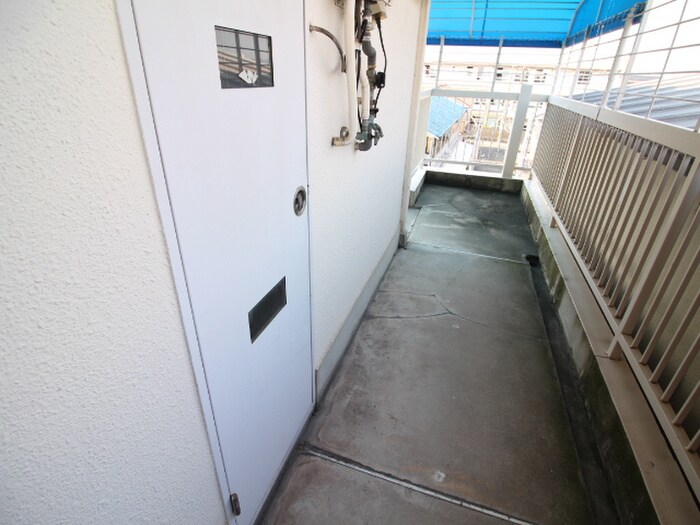 物件内観写真20　(洗濯機置場)