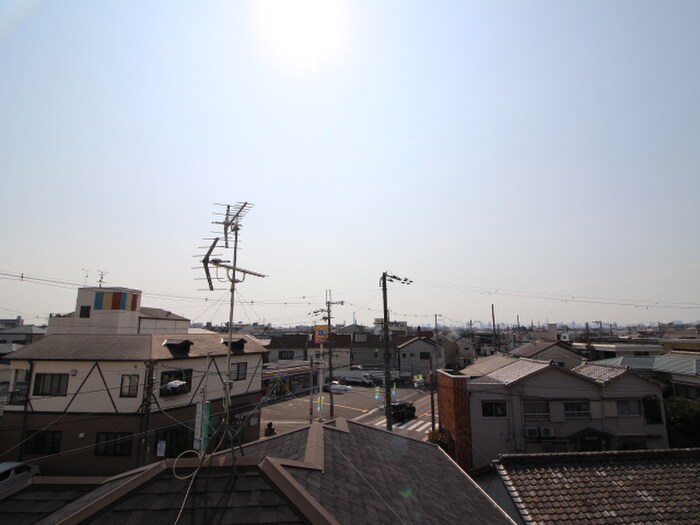 物件内観写真22　(室内からの展望)