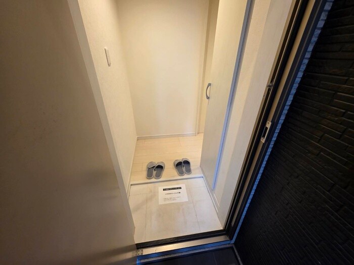 物件内観写真20　(玄関)
