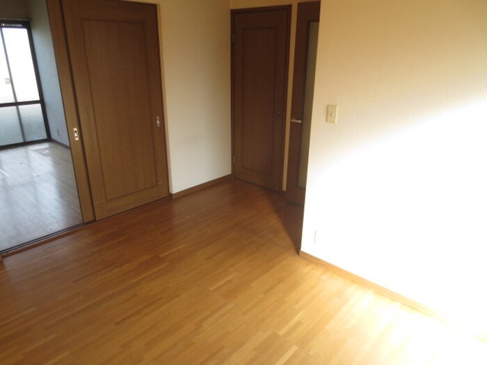 物件内観写真9　(内観写真)