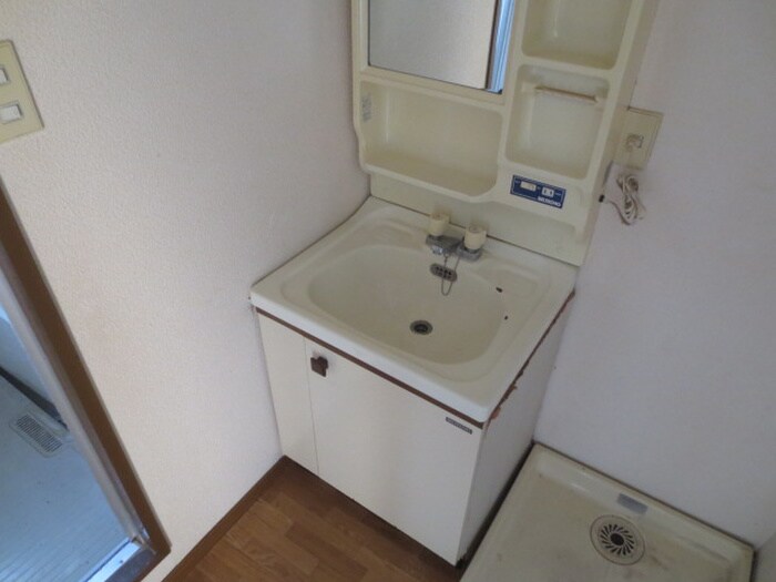 物件内観写真12　(洗面)