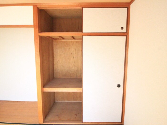 物件内観写真13　(収納)