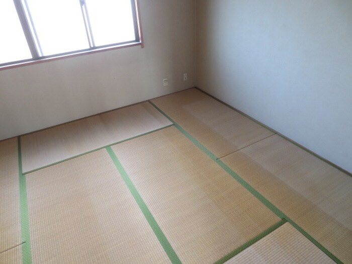 物件内観写真15　(居室)