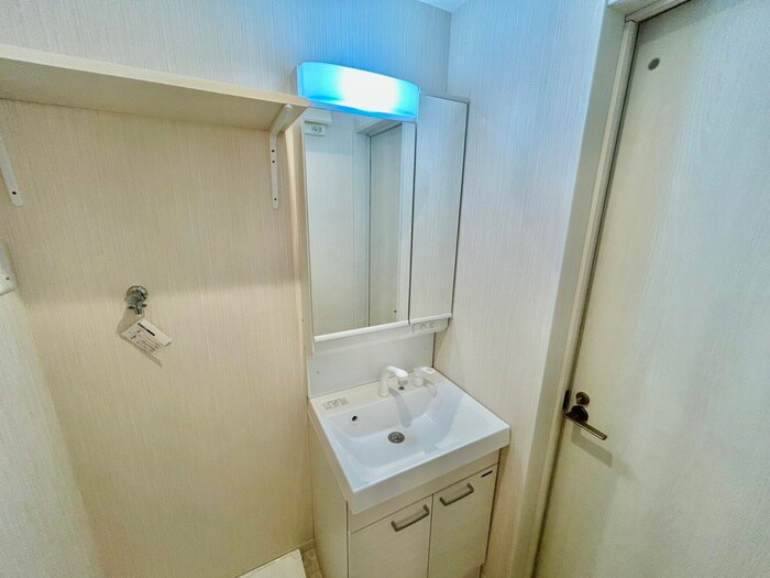 物件内観写真9　(洗面)