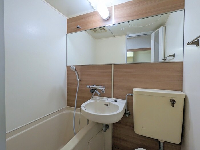 物件内観写真12　(洗面)