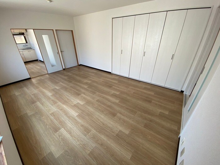 物件内観写真8　(居室)