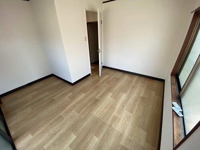 物件内観写真9　(居室)