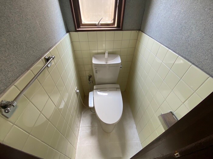 物件内観写真13　(トイレ)