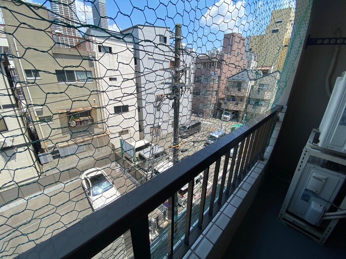 物件内観写真22　(室内からの展望)