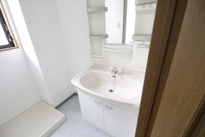 物件内観写真10　(洗面)