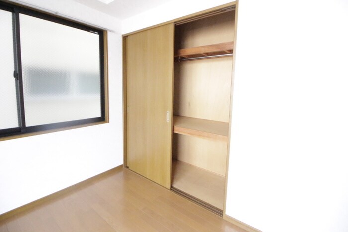 物件内観写真13　(収納)
