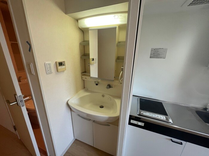 物件内観写真10　(洗面)