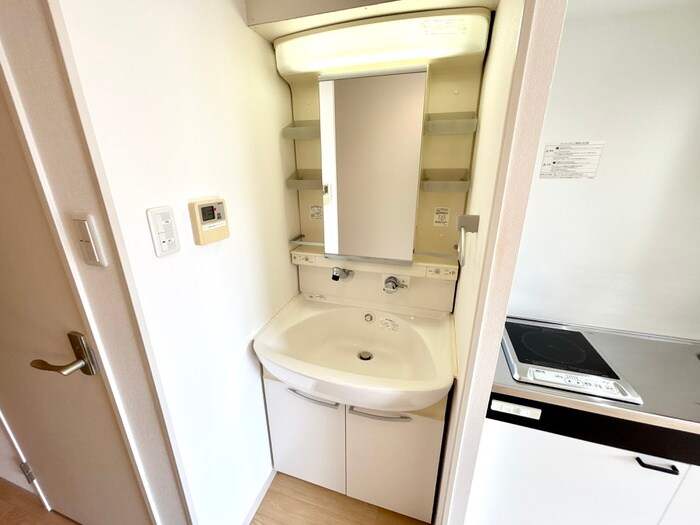 物件内観写真12　(洗面)