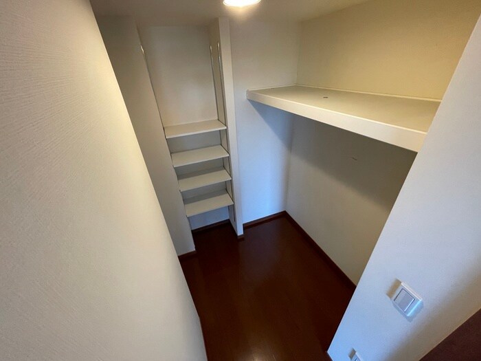 物件内観写真14　(収納)