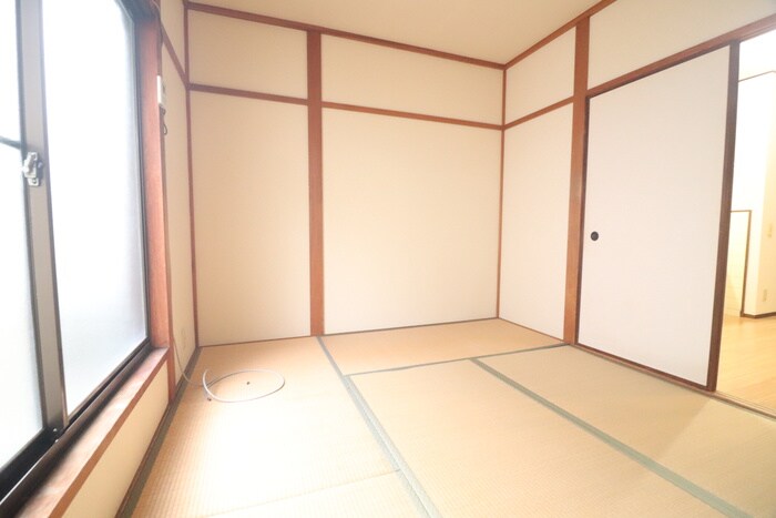 物件内観写真10　(居室)