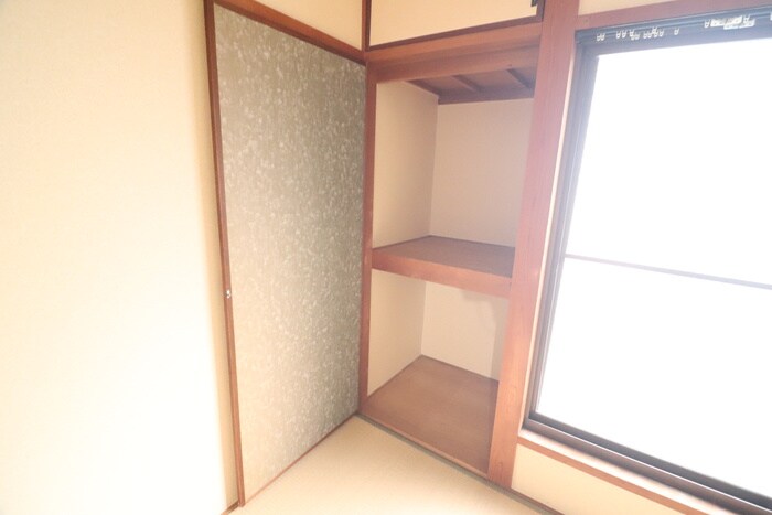 物件内観写真15　(収納)