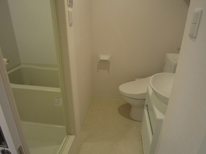 物件内観写真13　(洗面)