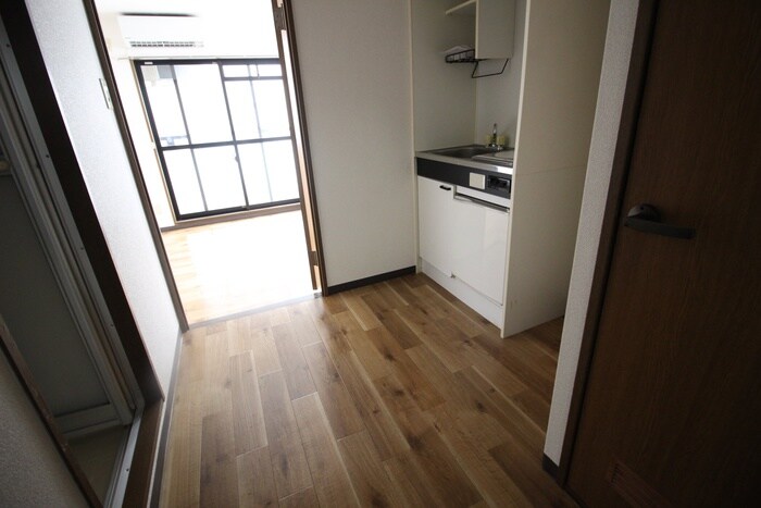 物件内観写真17　(廊下)