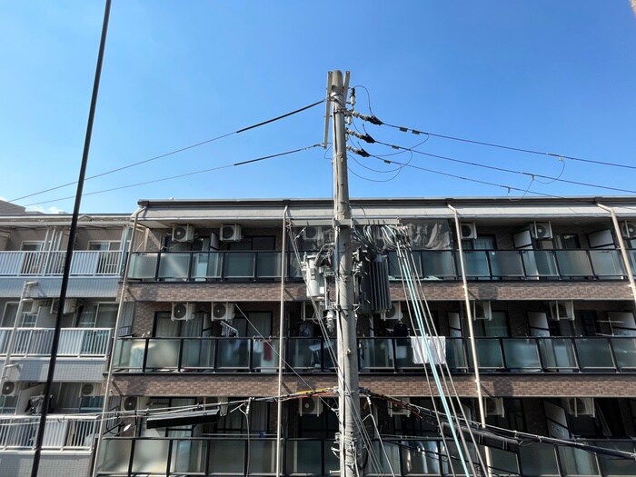 物件内観写真19　(室内からの展望)