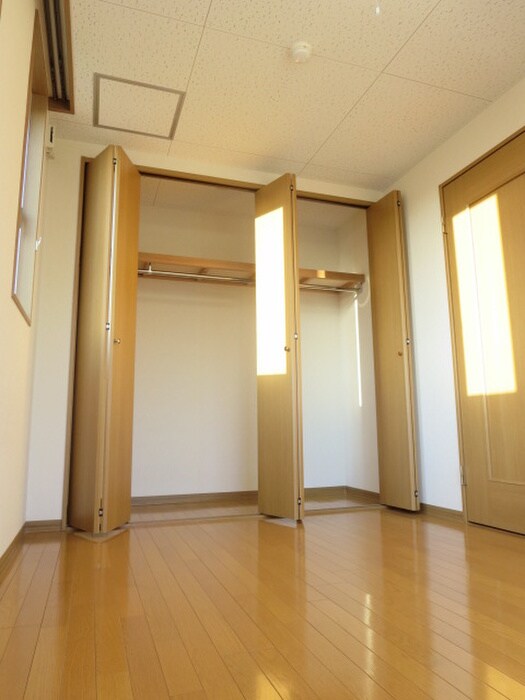 物件内観写真7　(収納)