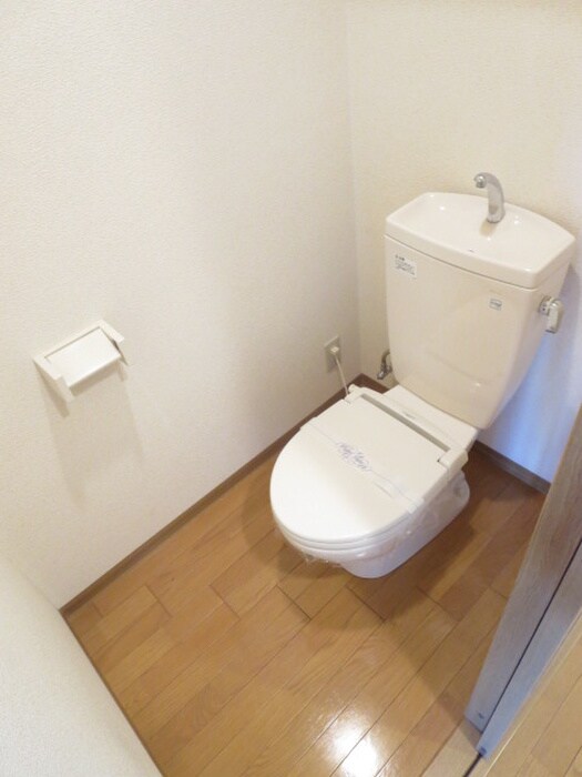 物件内観写真12　(トイレ)