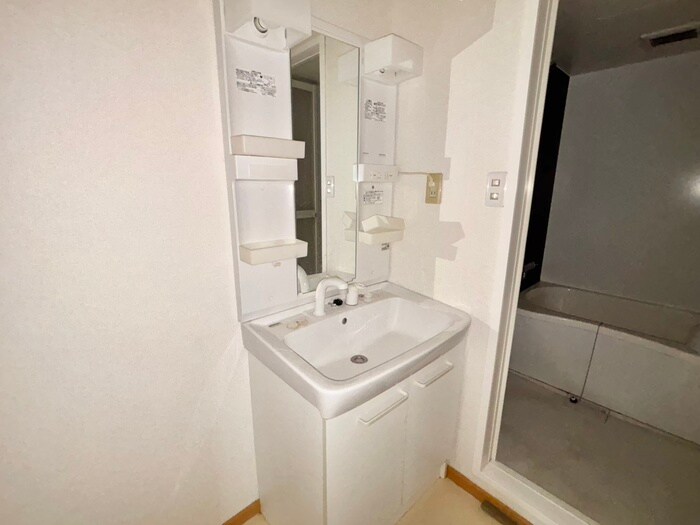 物件内観写真10　(洗面)