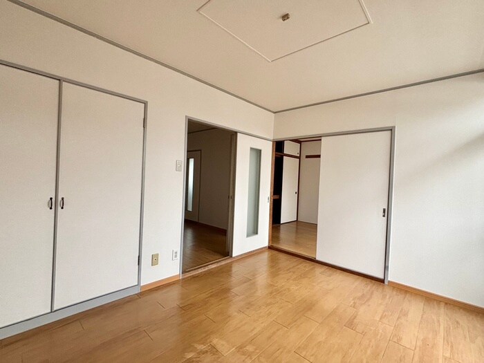 物件内観写真18　(居室)