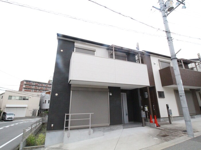 物件外観写真1　(外観写真)