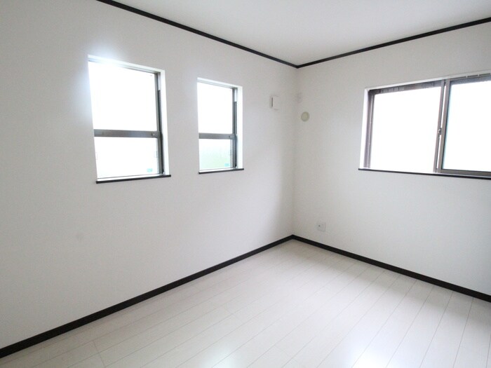 物件内観写真22　(居室)