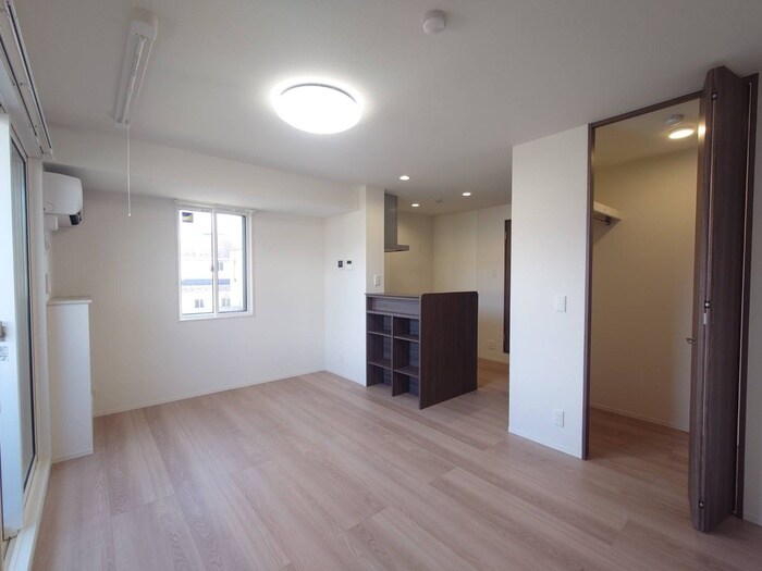 物件内観写真8　(居室)