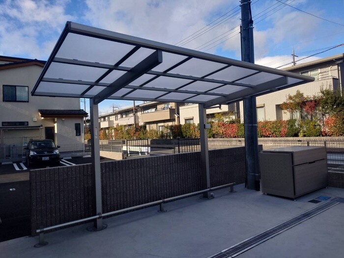 物件外観写真5　(駐輪場)