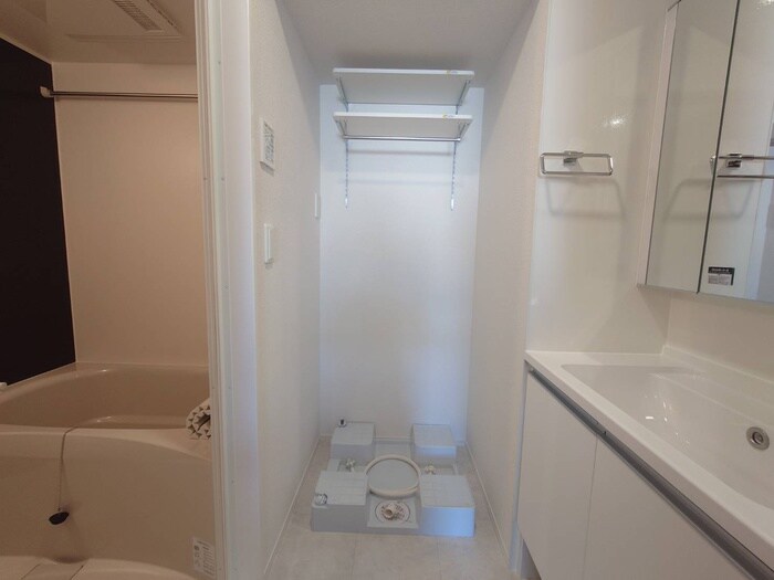 アルタ西渋川ビューの洗濯機置場