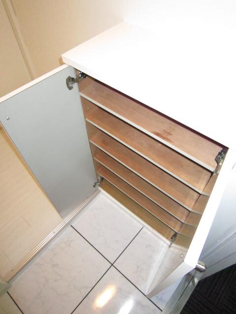 物件内観写真16　(靴箱)