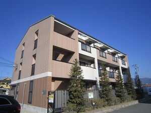 シャルム山本外観写真
