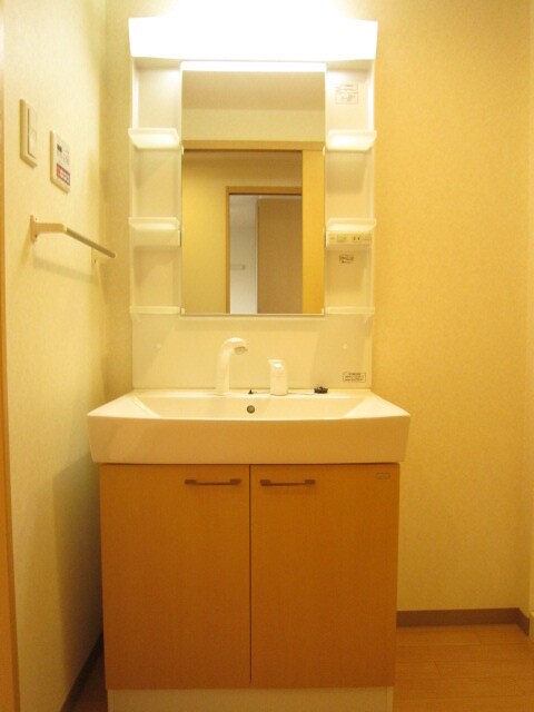 物件内観写真12　(洗面)