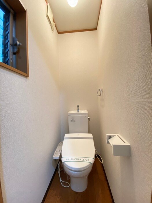 物件内観写真11　(トイレ)