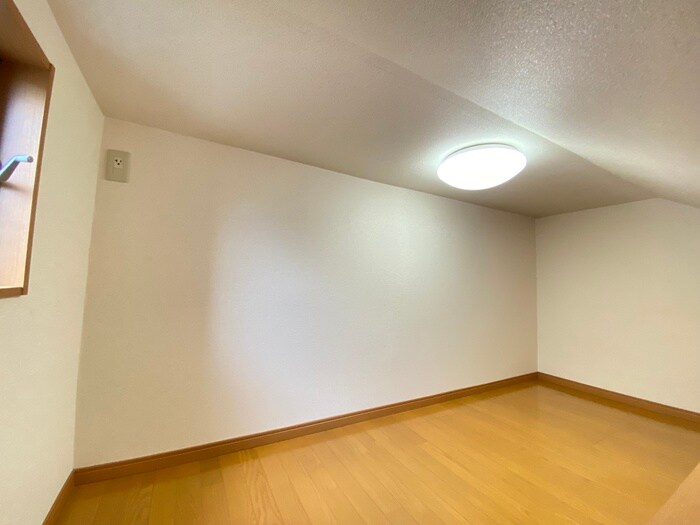 物件内観写真15　(ロフト)