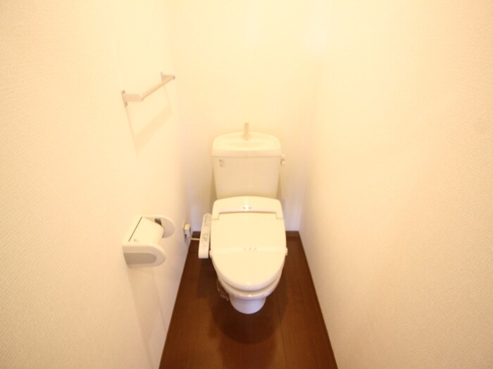 物件内観写真14　(トイレ)