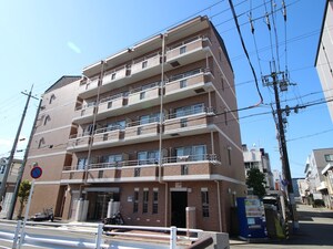 エル・セレーノ西京極外観写真