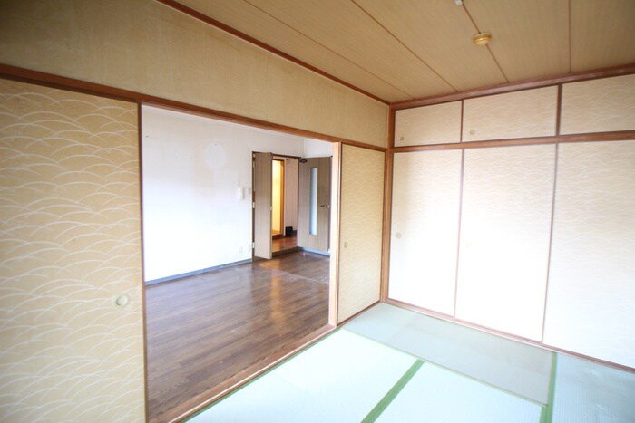 物件内観写真7　(居室)