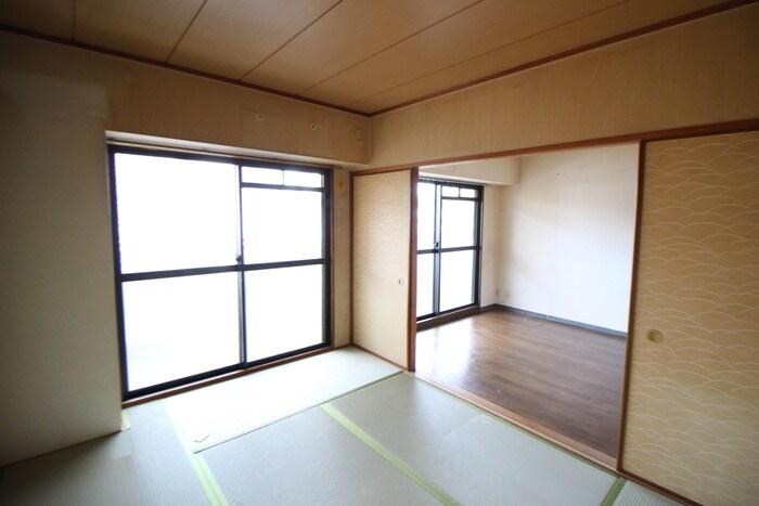 物件内観写真8　(居室)