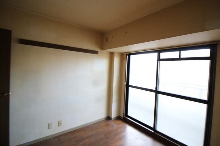 物件内観写真11　(居室)
