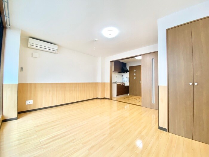 物件内観写真7　(居室)