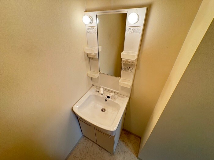 物件内観写真13　(洗面)