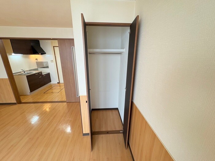 物件内観写真17　(収納)