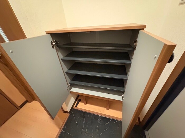 物件内観写真18　(靴箱)