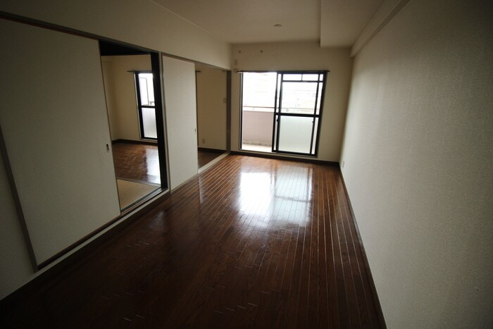 物件内観写真7　(居室)